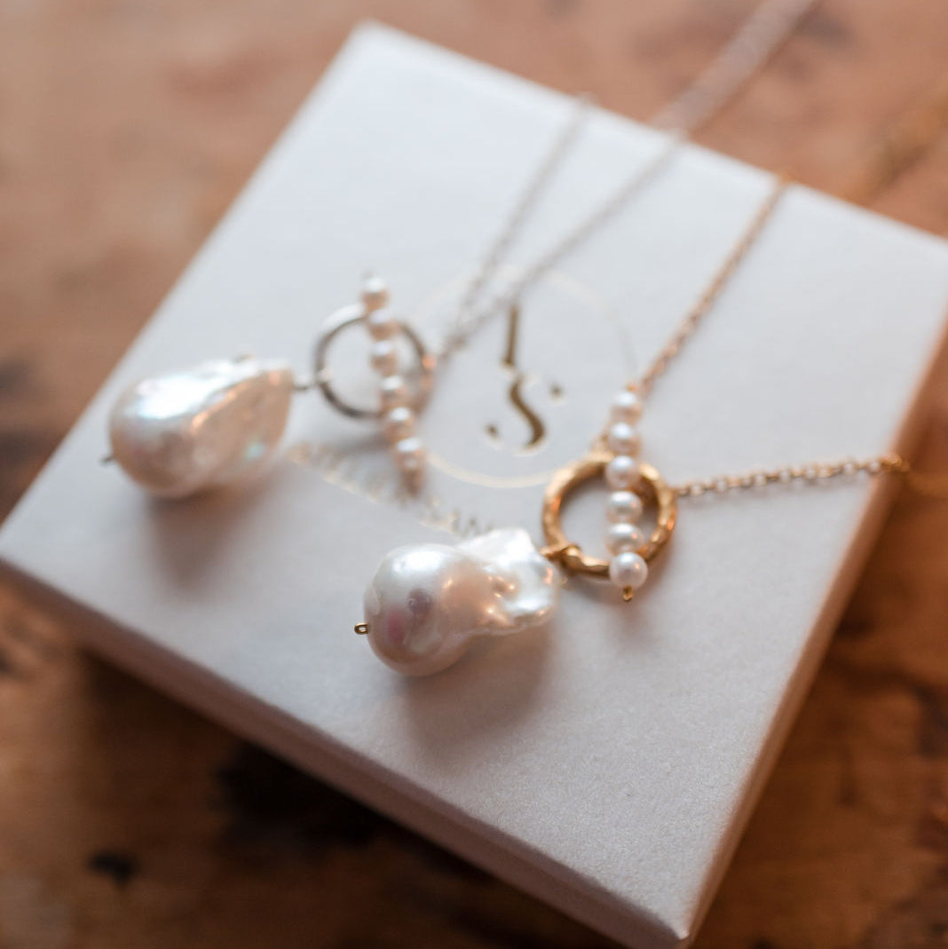 Halsketten silber gold Perlen