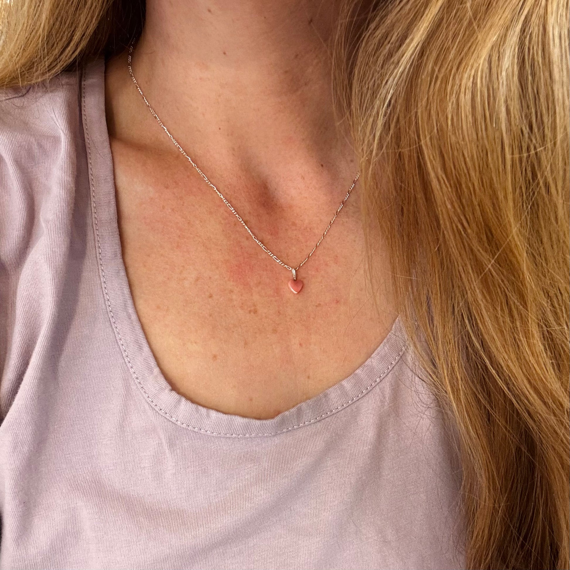 Silberne-Kette-kleines-Herz-rosa